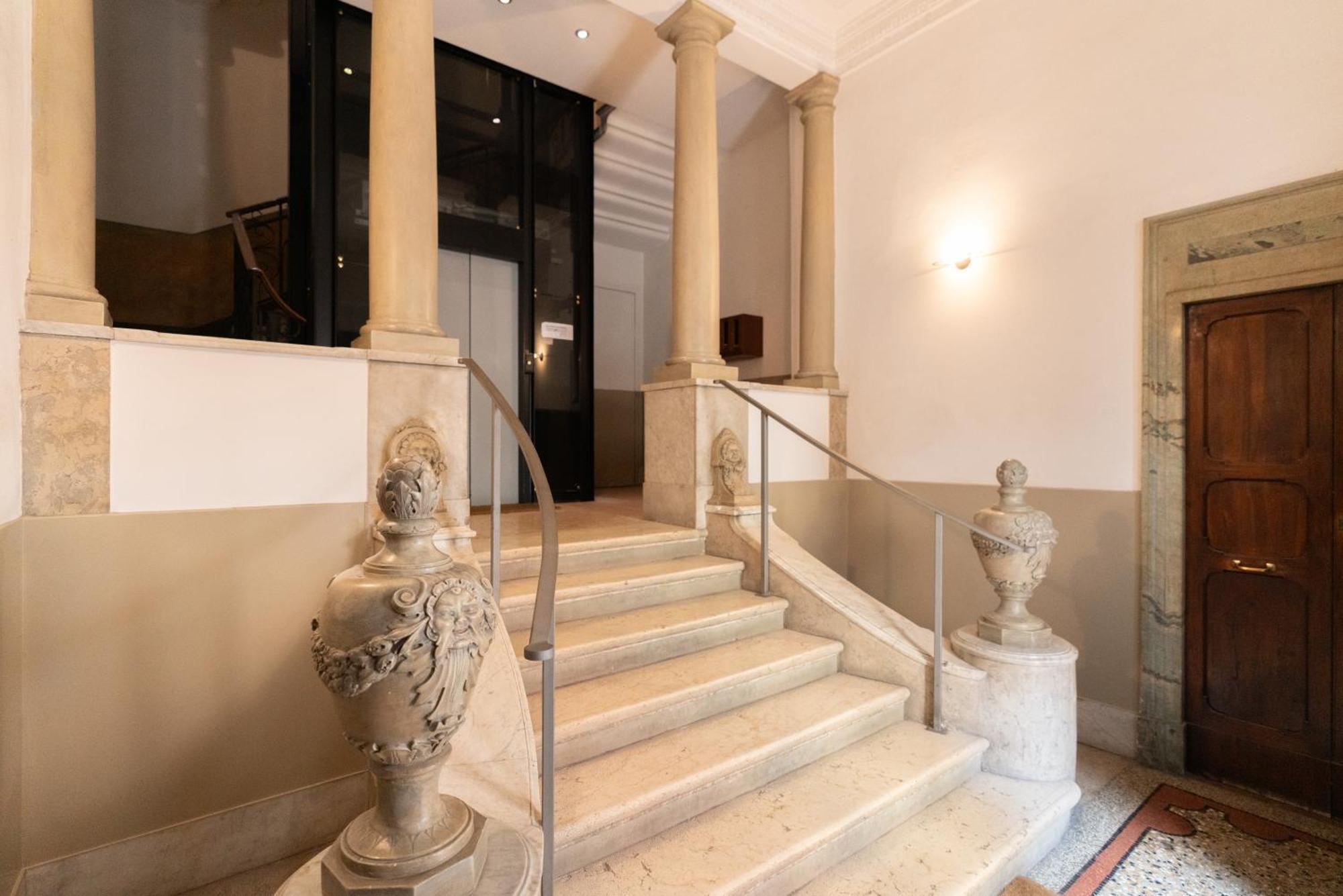 Palazzo Biasini By Postcardsfrom Otel Verona Dış mekan fotoğraf